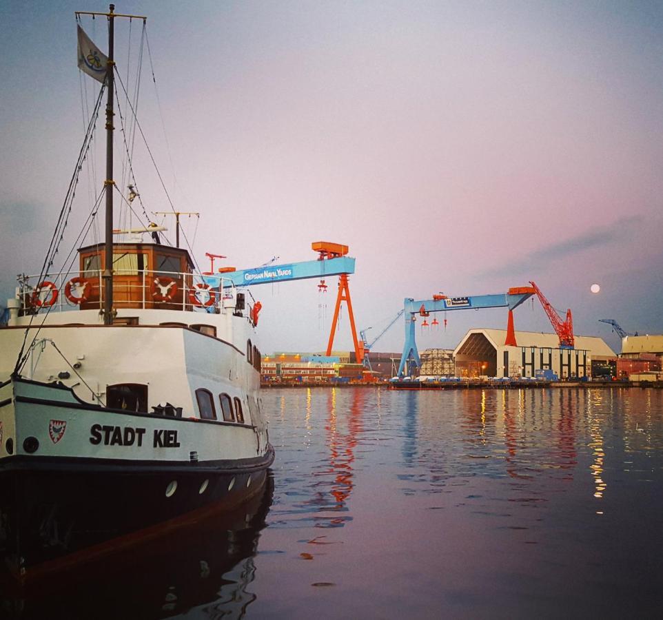 Kieler Eiderparadies Flintbek Экстерьер фото